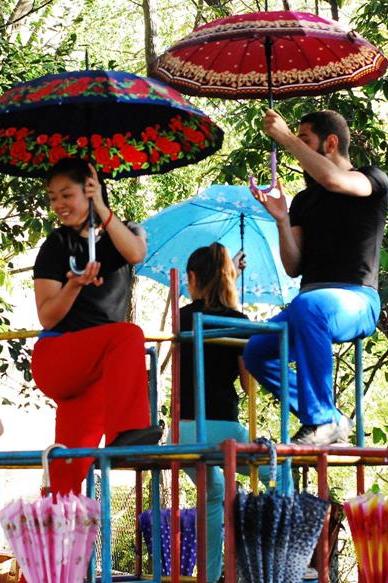 Caleidos Cia - Dança das Pergunatas Caleidos Cia - Dança das Pergunatas